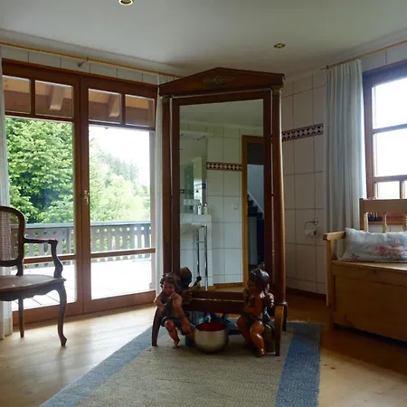 Hollhouse - 住宿加早餐酒店 3*