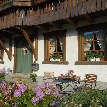 Hollhouse - * Hinterzarten