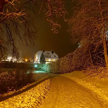 ベッド・アンド・ブレックファスト Hollhouse - ヒンターツァルテン