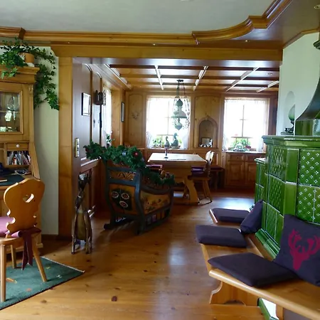 Frühstückspension Hollhouse -