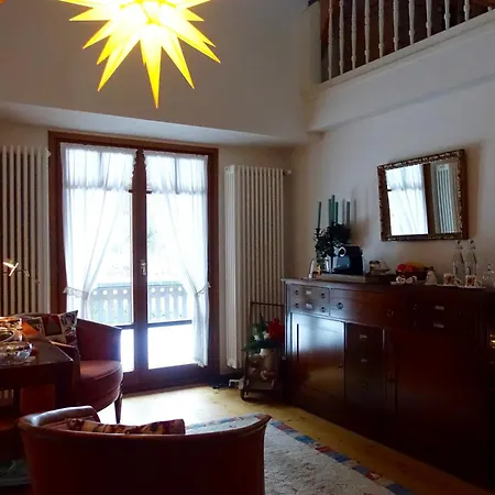 Hollhouse - B&B 힌터짤텐