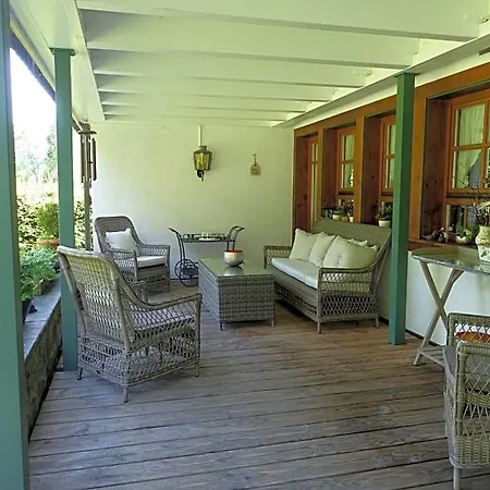 Hollhouse - Alojamento de Acomodação e Pequeno-almoço Hinterzarten