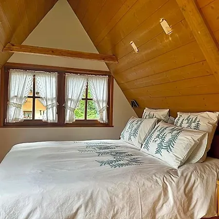 Panzió Hollhouse - 3*