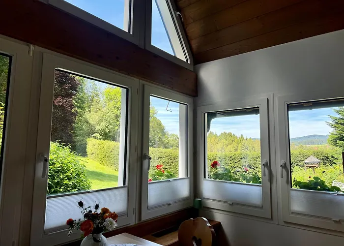 Hollhouse - Bed and Breakfast