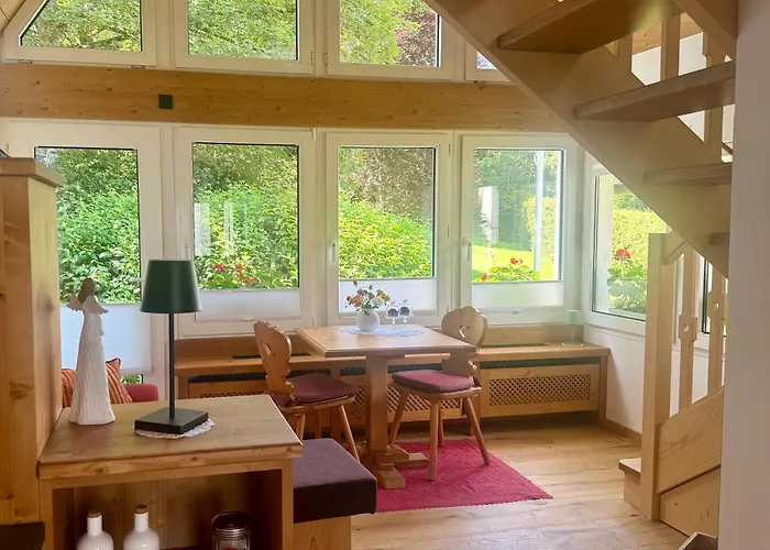 Hollhouse - Bed and Breakfast