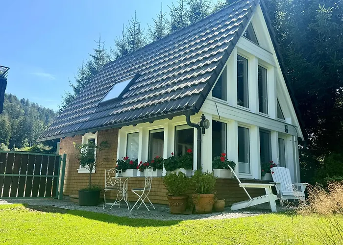 Bed and Breakfast Hollhouse - 3*